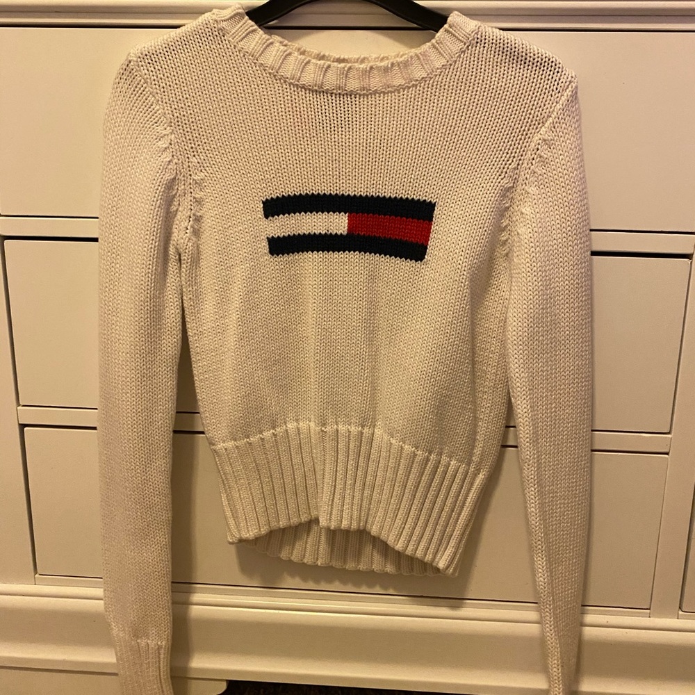 Tommy Hilfiger cropped sweater